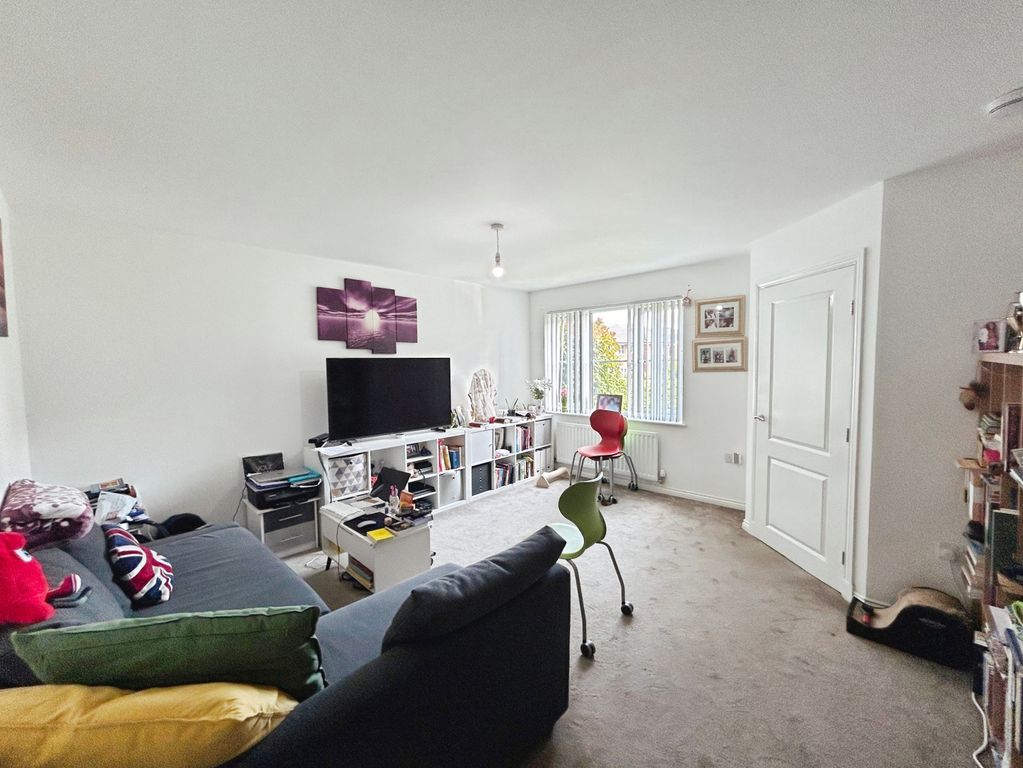 Property photo 2 of 14