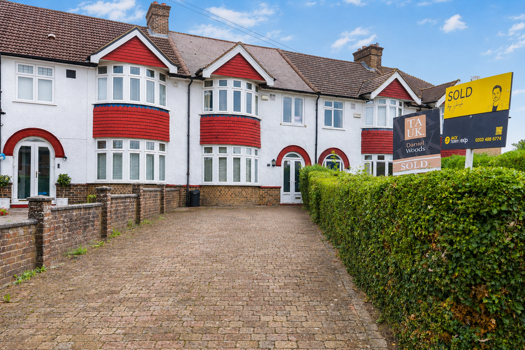 Property photo 1 of 14