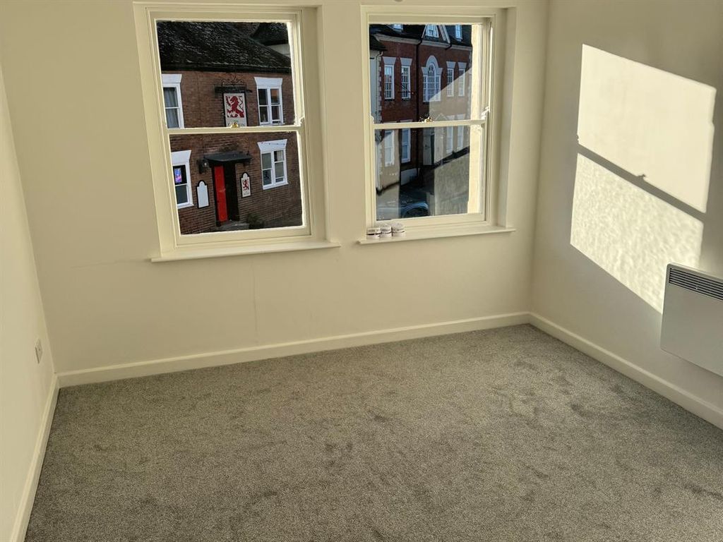 Property photo 3 of 5 Photo 5