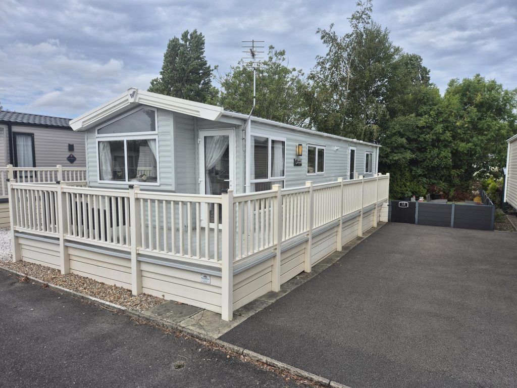 Property photo 1 of 8 A246B7cc D134 46A7 A8Eb 2c1d381E8Ea9.Jpg