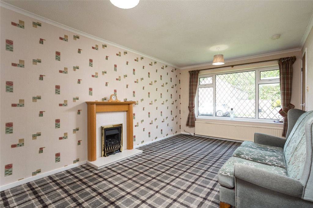 Property photo 2 of 11 Photo