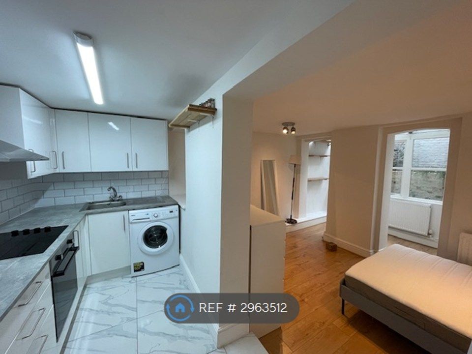 Property photo 1 of 4