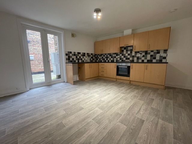 Property photo 3 of 9 Gallery