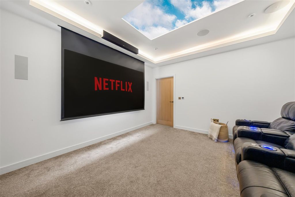 Property photo 2 of 50 Cinema Room