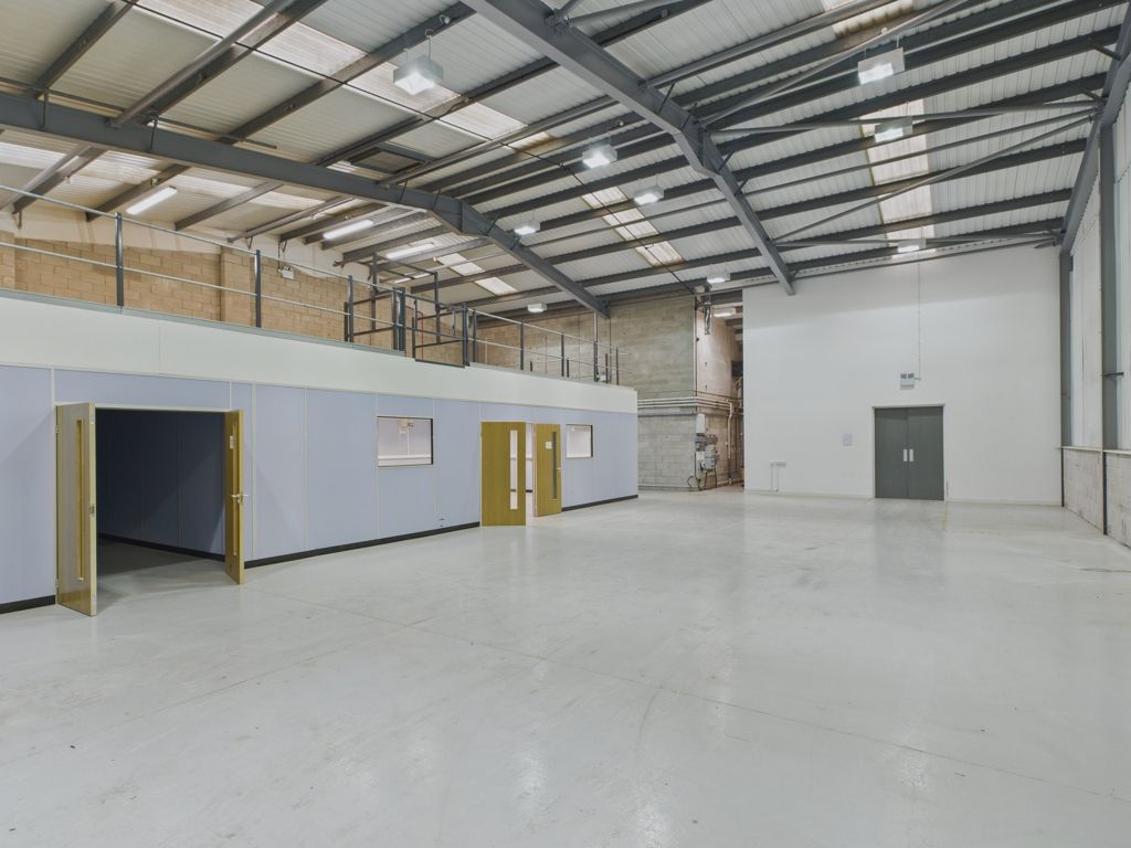 Property photo 3 of 7 Photo 4