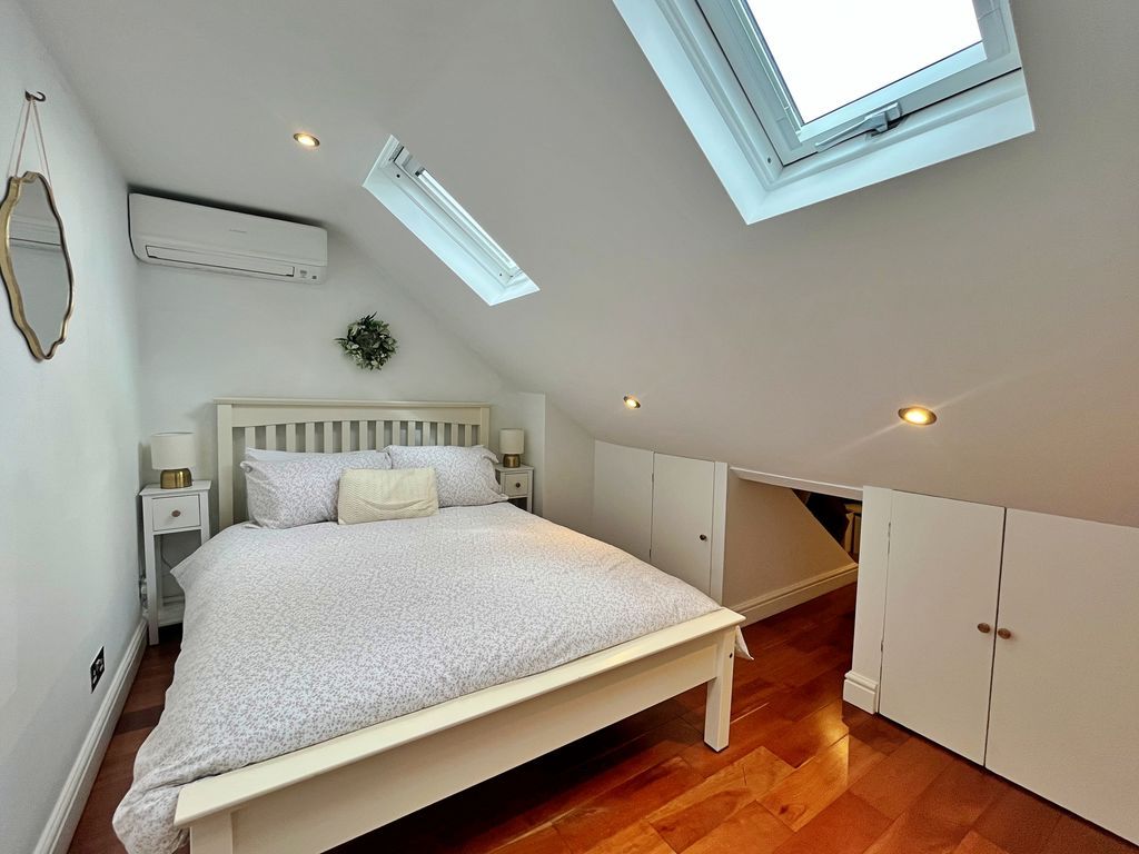 Additional image 10 of 5 bed semi-detached house for saleWest Close, Greenford UB6
