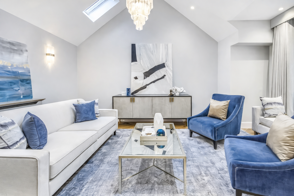 Property photo 3 of 18