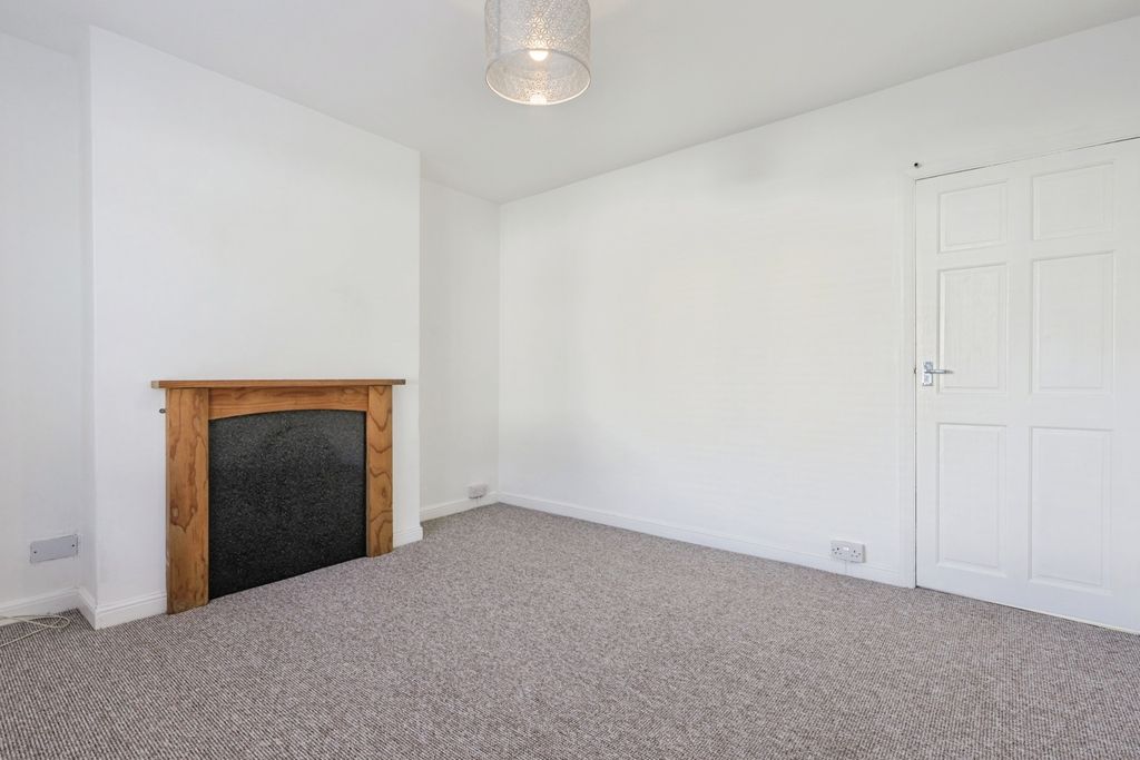 Property photo 2 of 16 Pbox-Img.Jpg