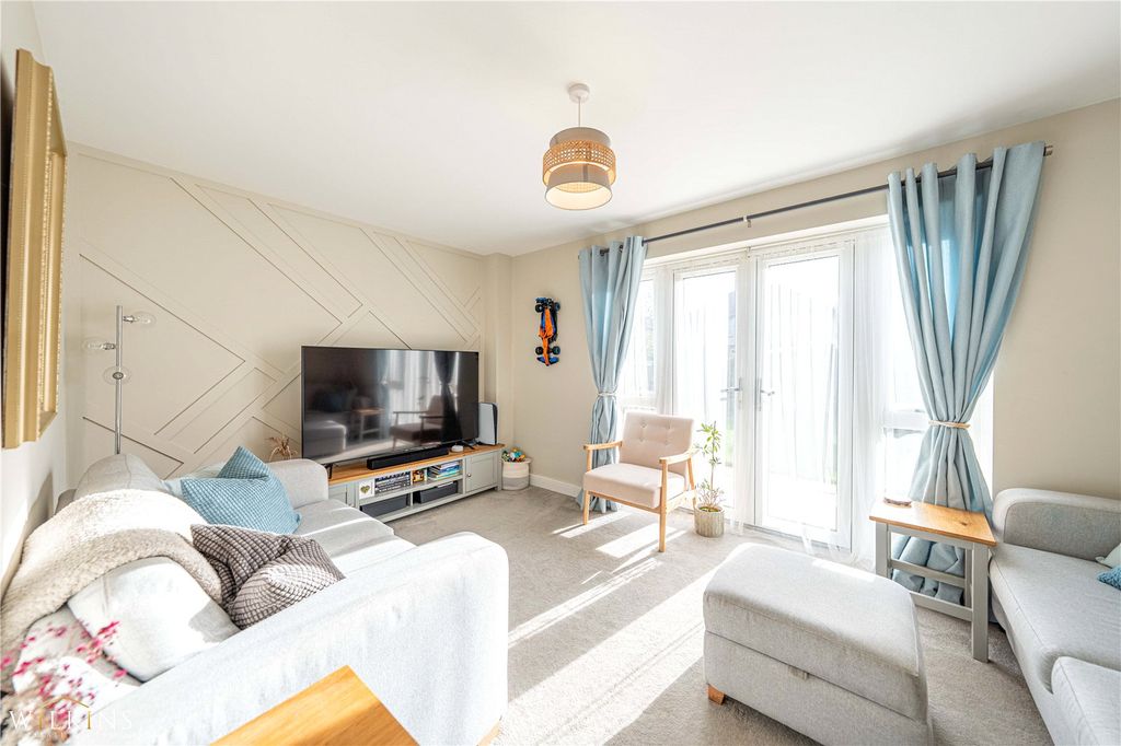 Property photo 2 of 31 Picture No. 28