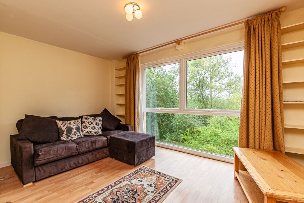 Property photo 3 of 7 172146
