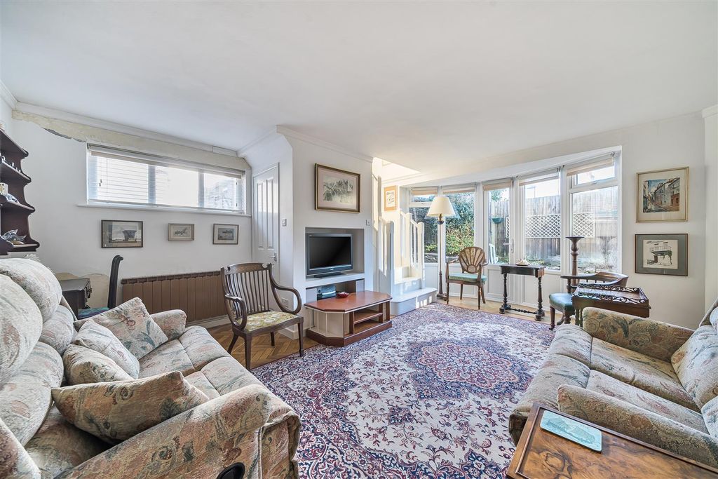 Property photo 2 of 22 1393367-16-6945639512A0F.Jpg