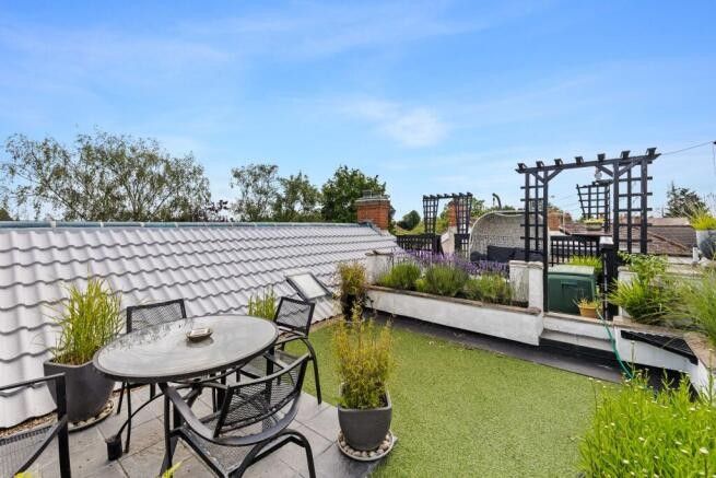 Property photo 3 of 25