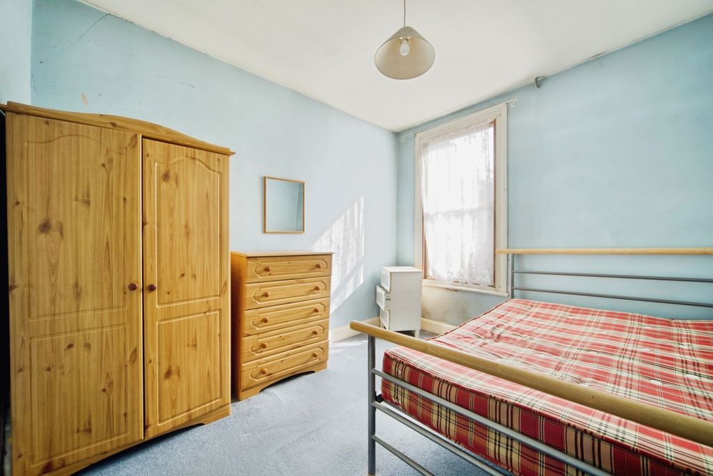 Property photo 2 of 13 Photo