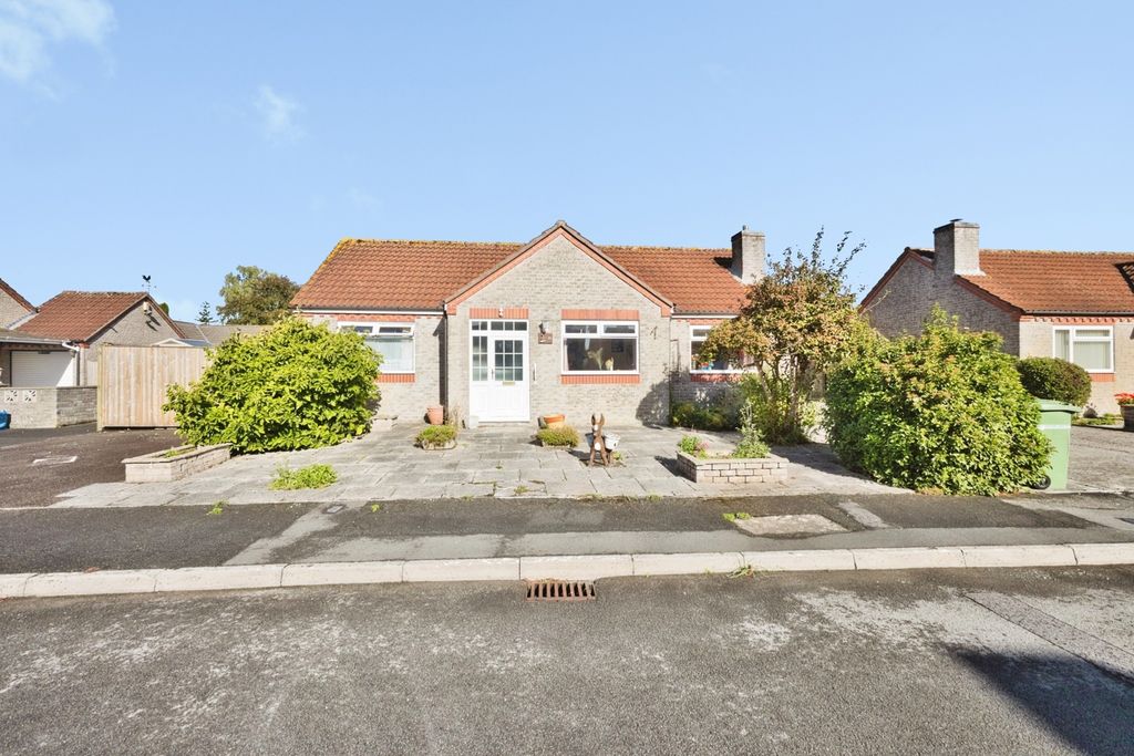 Property photo 1 of 16 Pbox-Img.Jpg