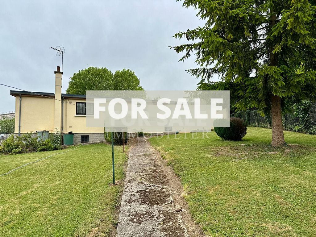 Property photo 2 of 11