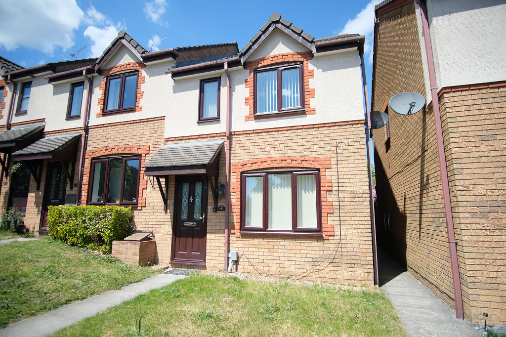 Property photo 1 of 8 Test