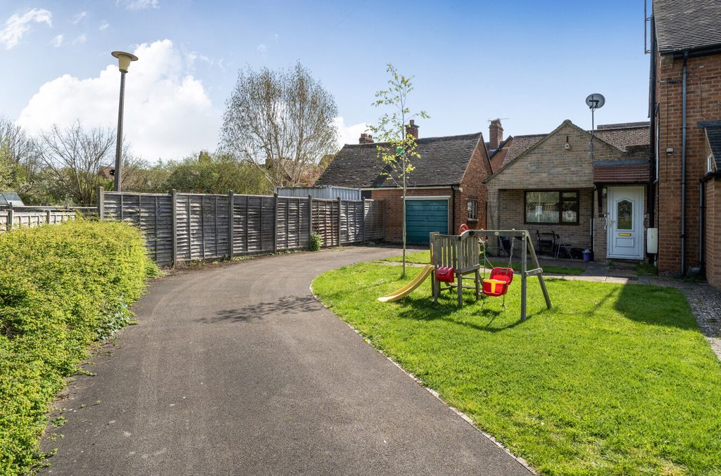 Property photo 1 of 10 1440120-3-69d64Bc...