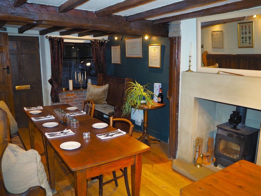 Property photo 3 of 8 Photo 2