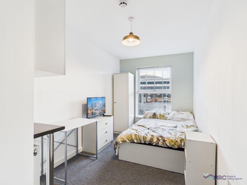 Property photo 1 of 8 Room 7, The Yorkshireman, Hu1