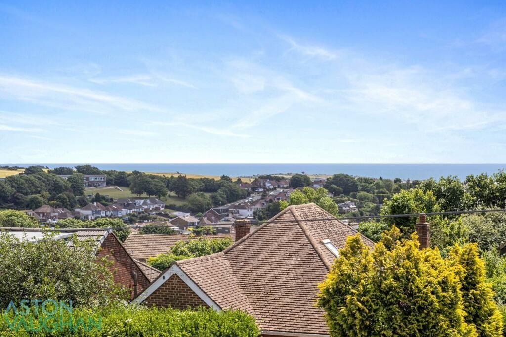 Property photo 2 of 26 4530742