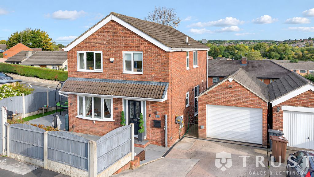 Property photo 1 of 43
