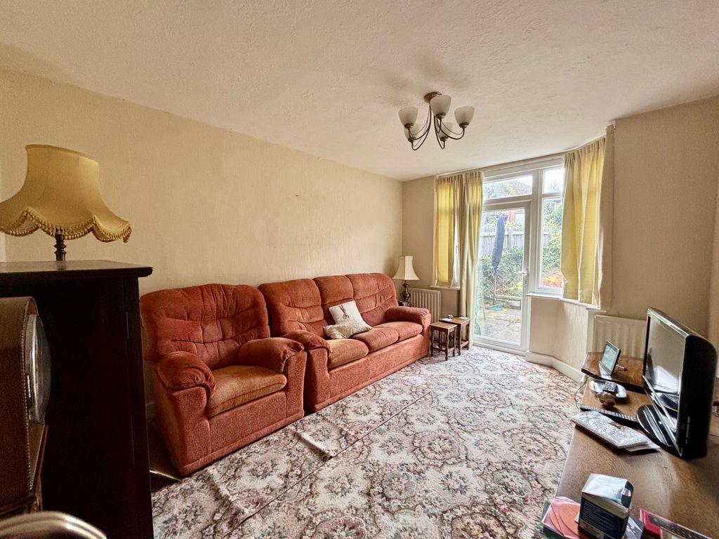 Property photo 2 of 14
