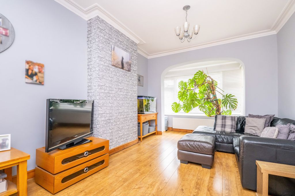 Property photo 3 of 21 Picture No. 73