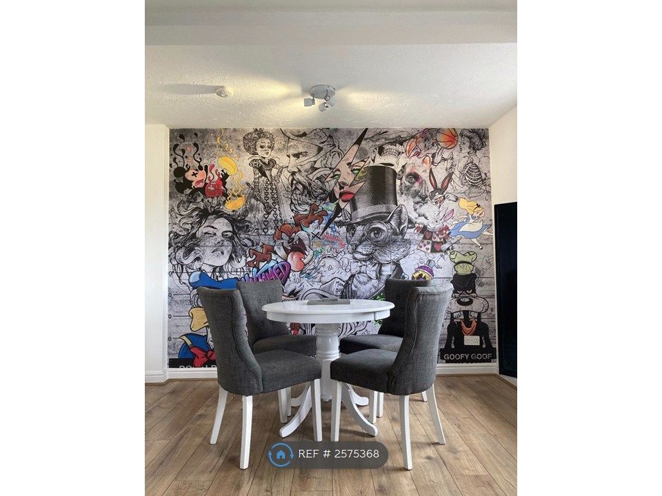 Property photo 2 of 17 Dining Room