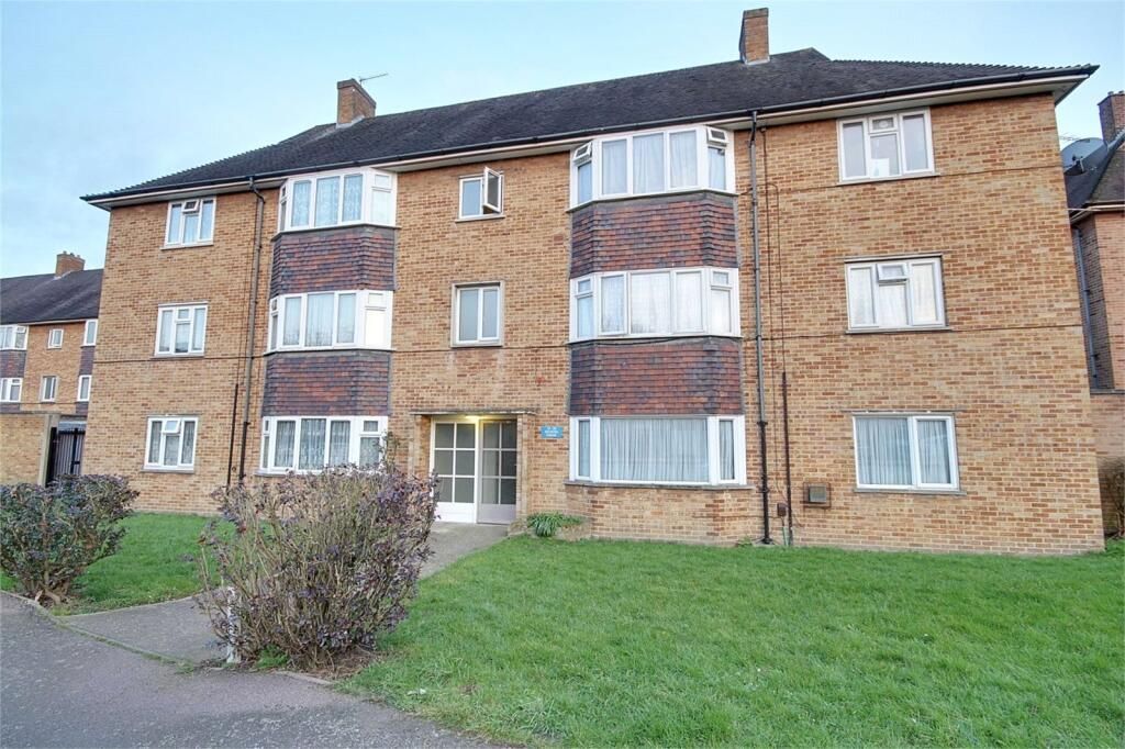 Property photo 1 of 8