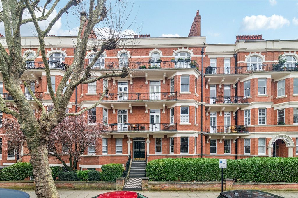 Property photo 1 of 16 Exterior