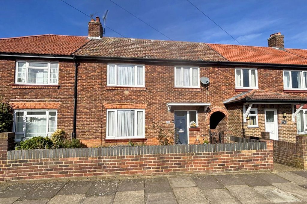 Property photo 1 of 14