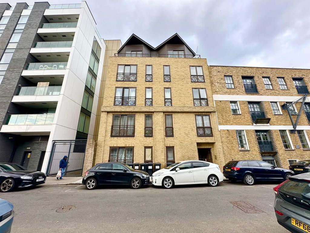 Property photo 1 of 15