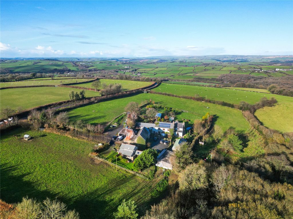 Property photo 2 of 26 Picture No. 14