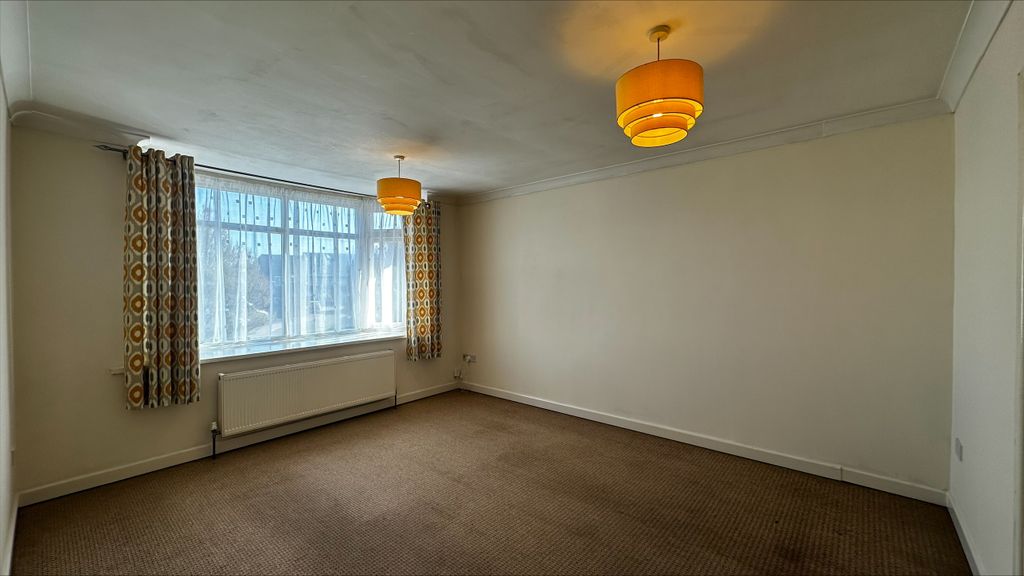 Property photo 1 of 9 Bedroom 1