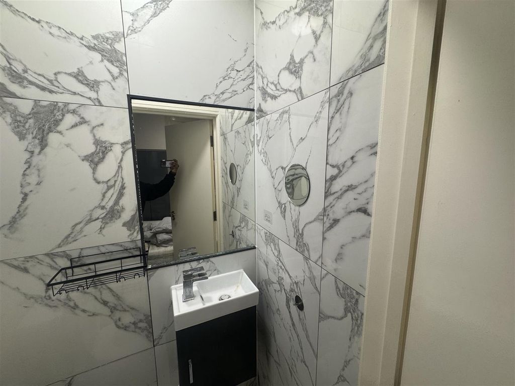 Property photo 3 of 7 Image1.Jpeg