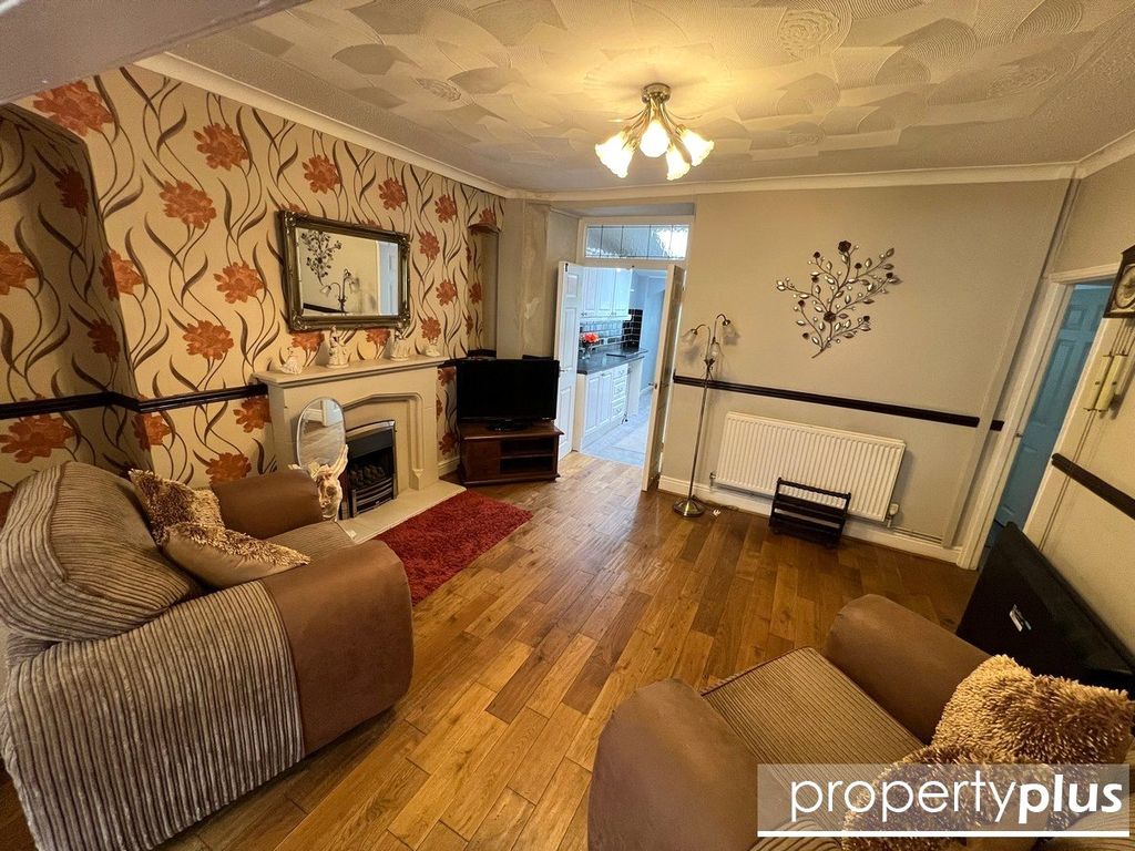 Property photo 3 of 10 Picture No. 05