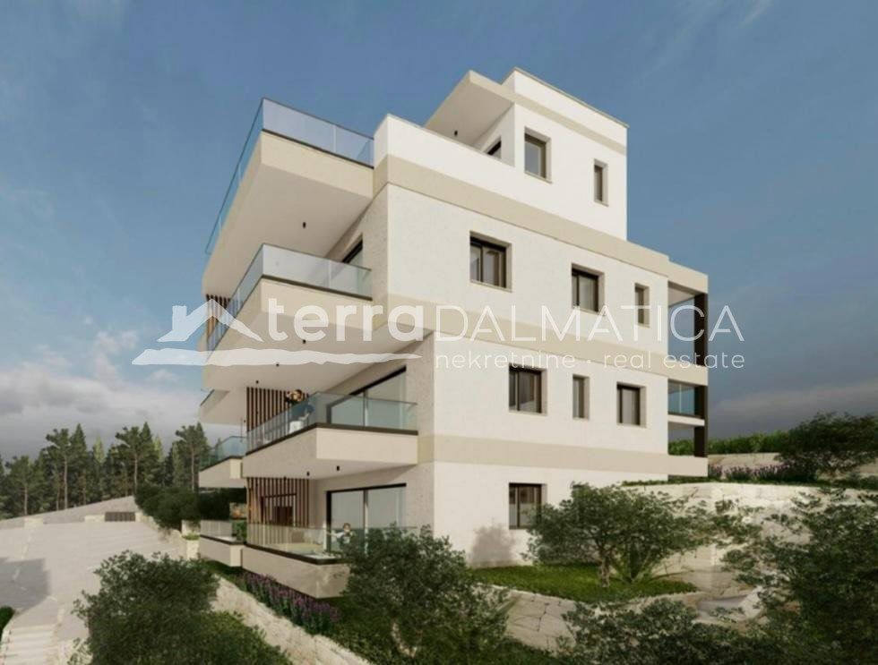 Property photo 1 of 5 Modern Apartment On The Island Of Ciovo With A Garden And Te