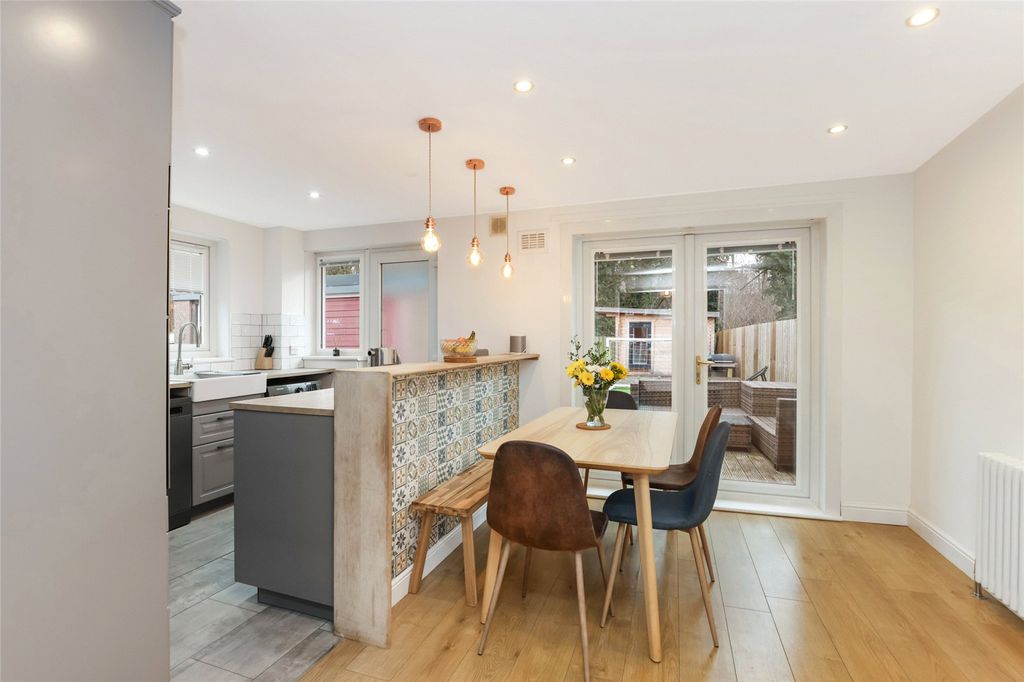 Property photo 2 of 20 Picture No. 06