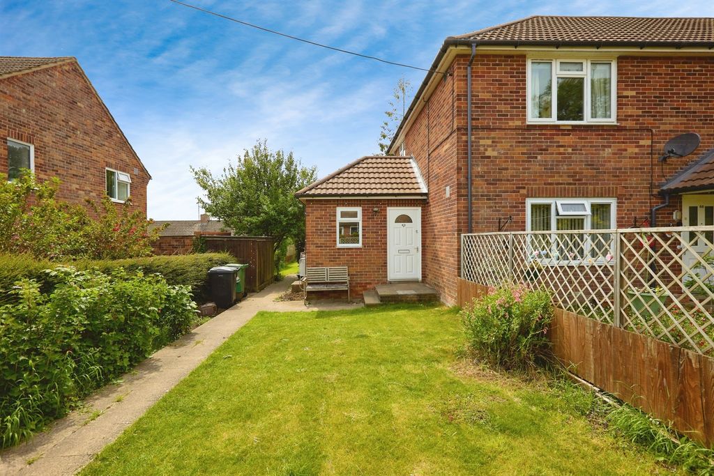 Property photo 1 of 17