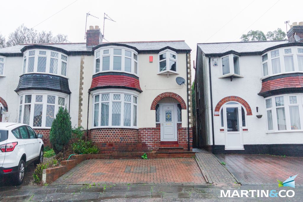 Property photo 1 of 11