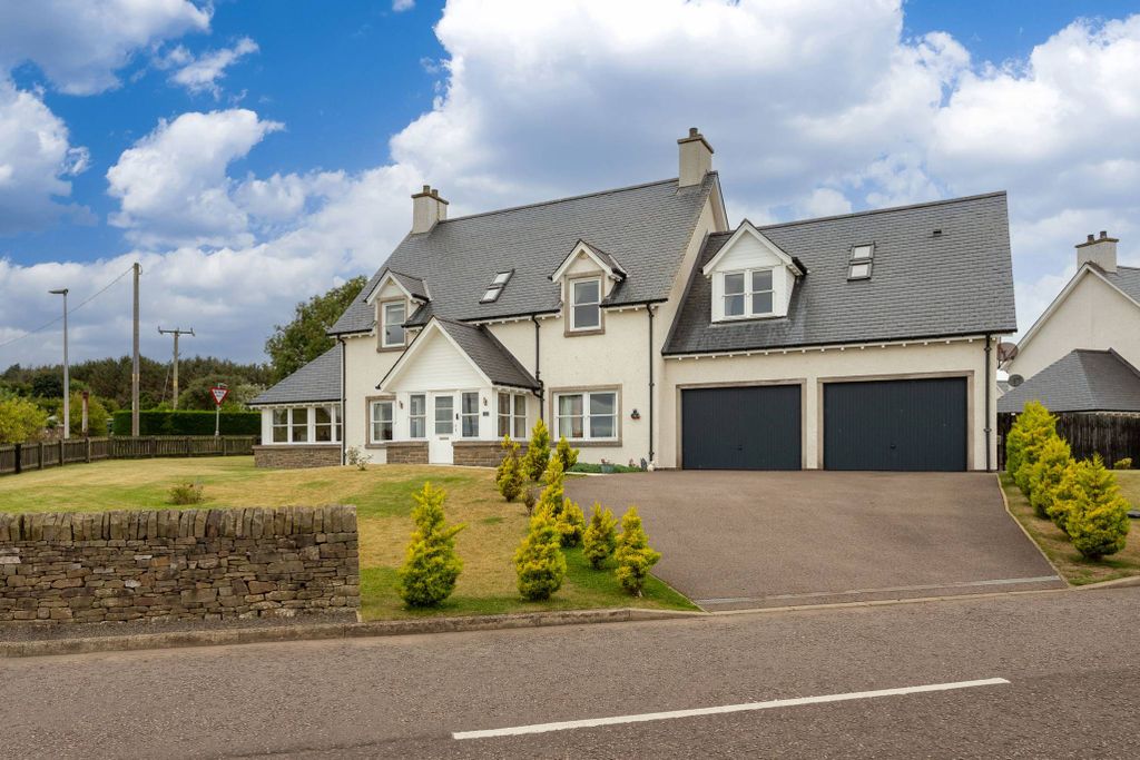 Property photo 1 of 30