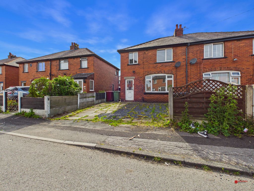 Property photo 2 of 14