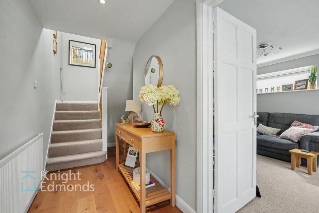 Property photo 3 of 24 Hallway
