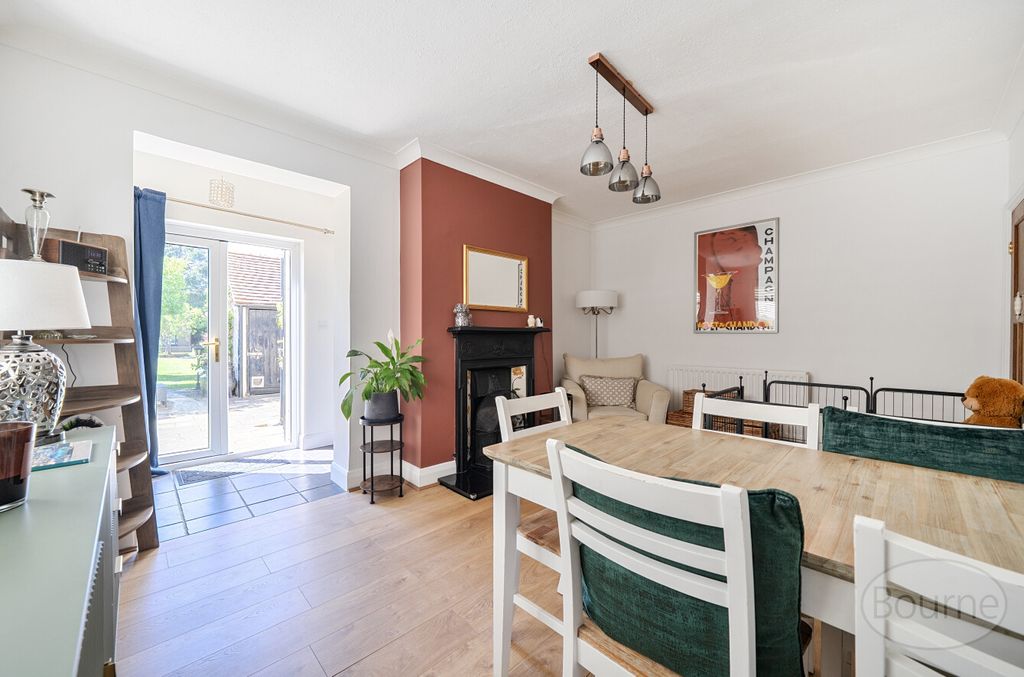Property photo 3 of 22 c5Abf59F-4c83-4E4...