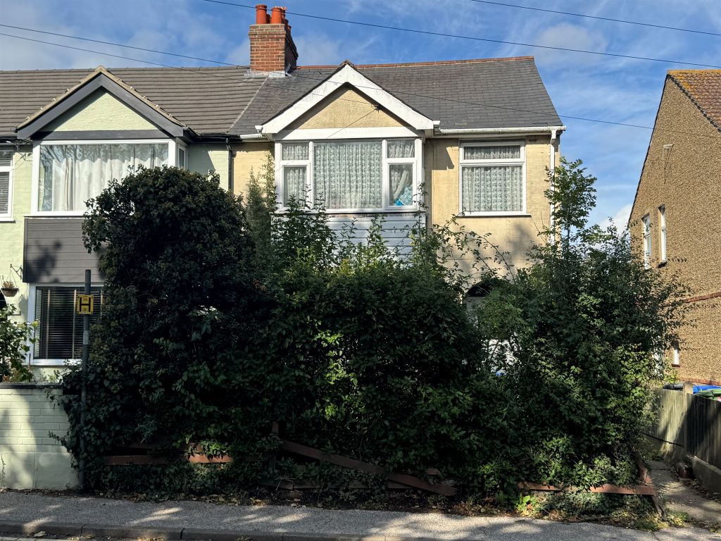 Property photo 2 of 18