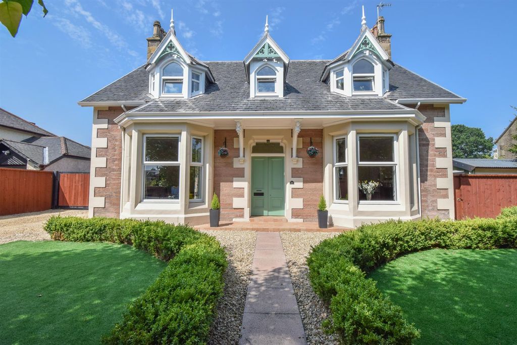 Property photo 1 of 49 Front