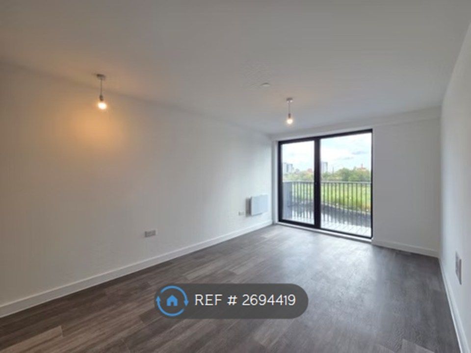 Property photo 2 of 11