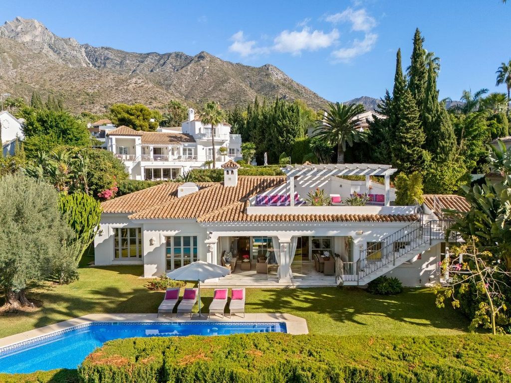 Property photo 1 of 25 Villa, Sierra Blanca