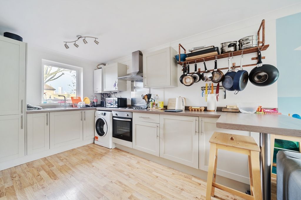 Property photo 3 of 22 1236615 (5)