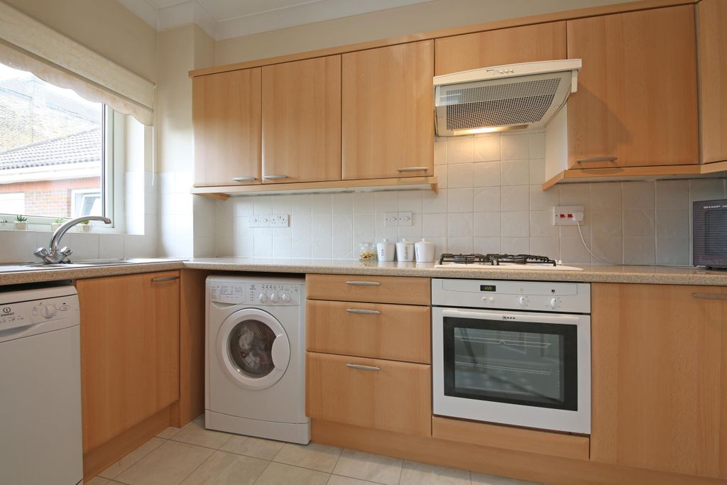 Property photo 3 of 5